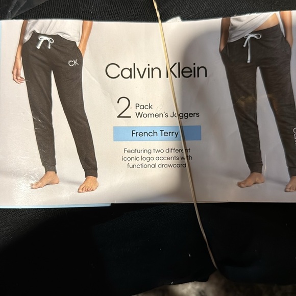 NWT 2 pack Calvin Klein women’s Gray Sweatpants. Size M. You get both! - Picture 6 of 7